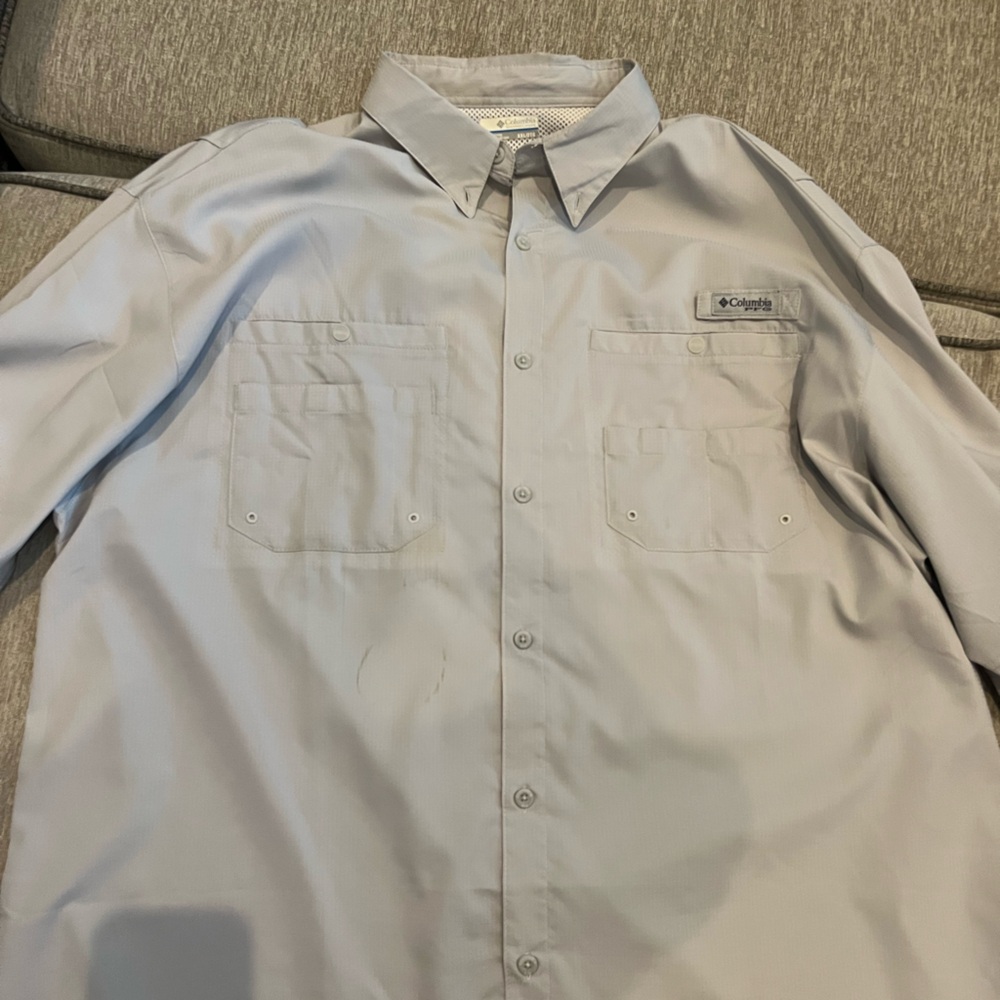 Grey Columbia outdoor shirt